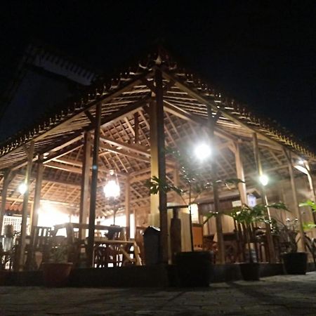 Diaga Grha Hotel Yogyakarta Exterior photo