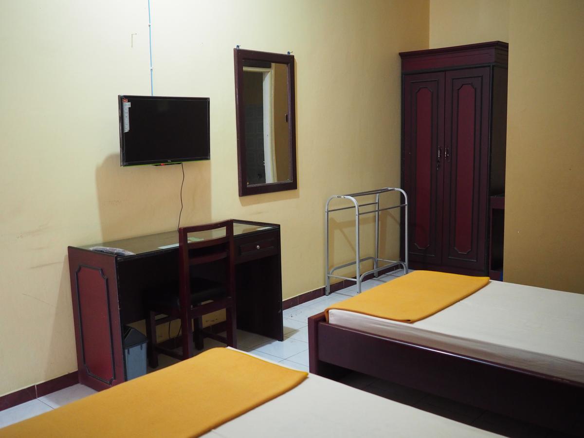 Diaga Grha Hotel Yogyakarta Exterior photo