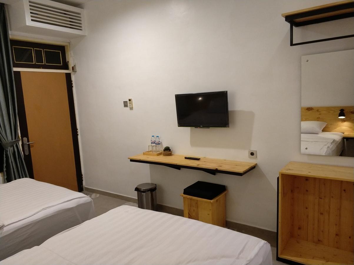 Diaga Grha Hotel Yogyakarta Exterior photo